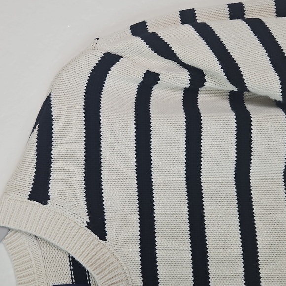 GAP Striped Black & Cream Knit Sweater XS - Picture 4 of 16